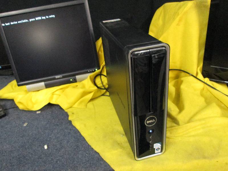 lot 220 image: Computer Tower, loads screen pictured, no further testing.  Tower only, SCREEN INCLUDED FOR DEMONSTRATION ONLY