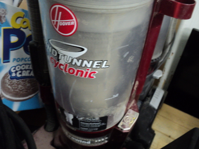 lot 125 image: Hoover Cyclonic vacuum 12 amps...