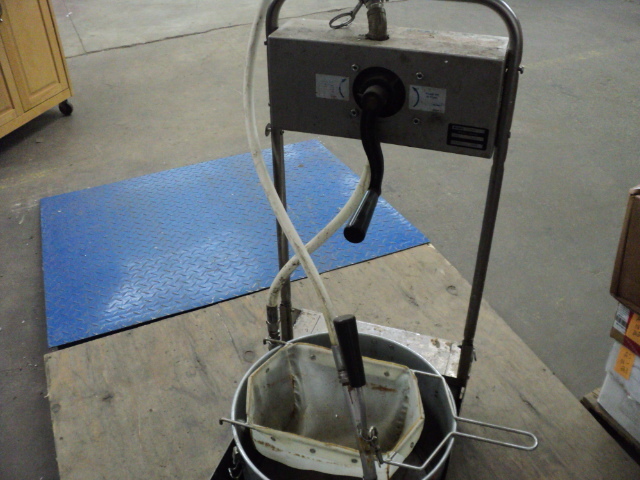 lot 160 image: MIROIL fryeroil filter...