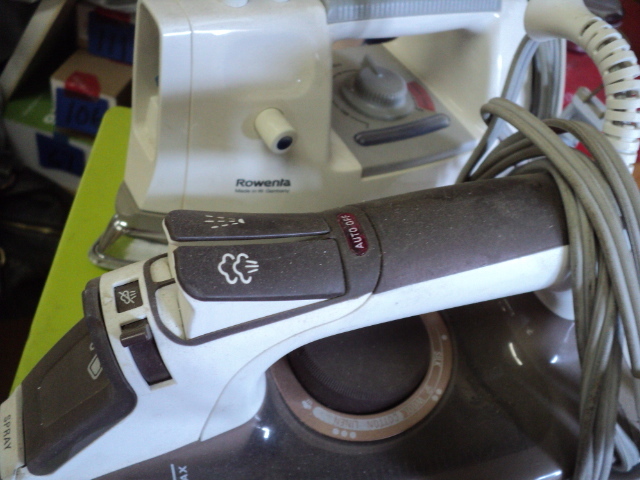 lot 165 image: 2 Rowenta irons...