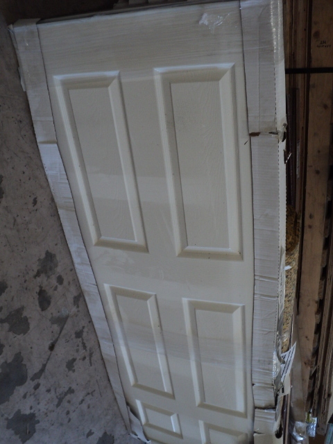 lot 171 image: Jeld-Wen white 60 x 80 molded panel...