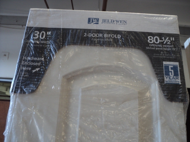 lot 172 image: Jeld-Wen 2 door bi-fold 30 x 80.5 d...