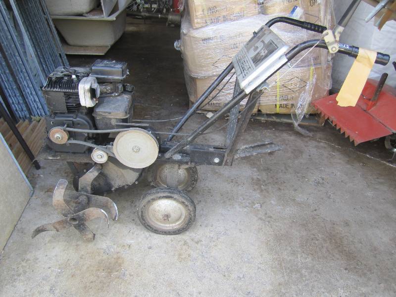 lot 22 image: Task Force 5 HP Front Tine Tiller W...