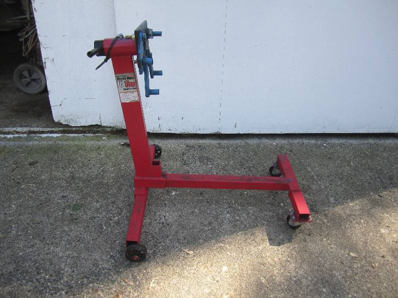lot 30 image: Pittsburgh Automotive Heavy Duty 1...