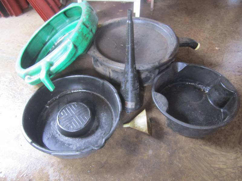 lot 37 image: Lot of Oil Pans and Funnels  RED...