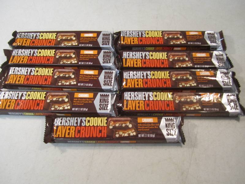 lot 113 image: 9 King Size Hersheys Caramel Cookie...