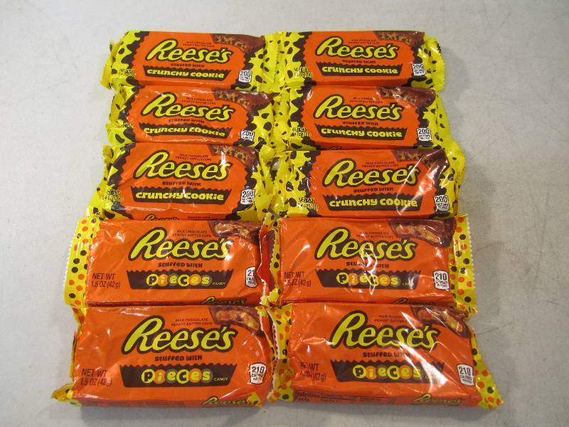 lot 115 image: 10 Reeses Peanut Butter Cups Best b...