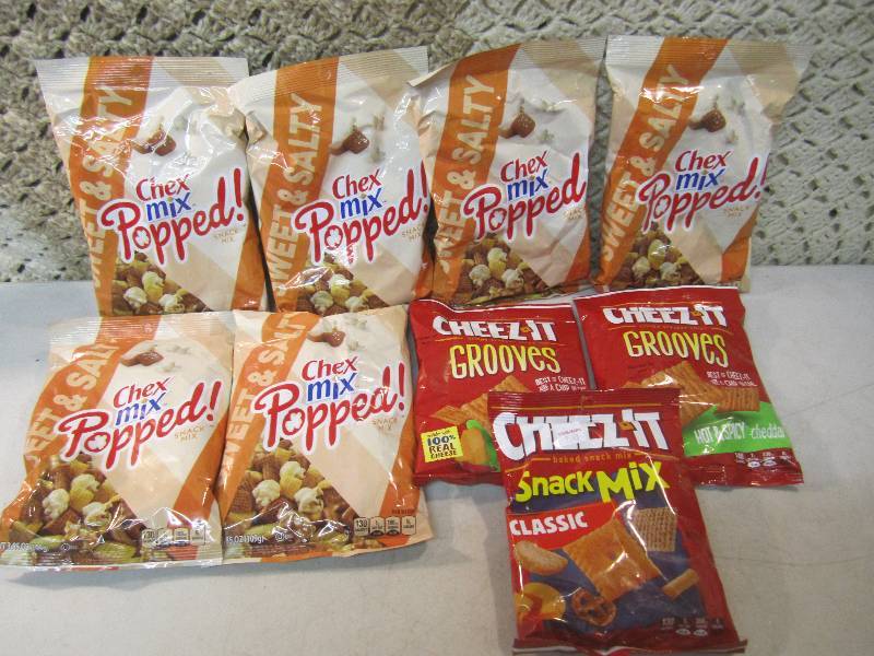 lot 117 image: Mix Lot of 9 Bags of Chex Mix and C...