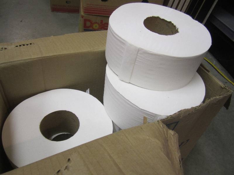 lot 144 image: Case of 8 Rolls of 2-Ply White Jumb...