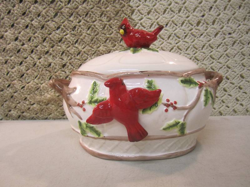 lot 209 image: Large Ceramic Cardinal Container wi...