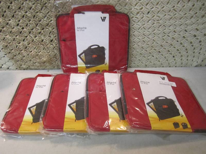lot 221 image: Lot of 5 Attache Cases for All iPad...
