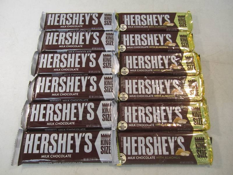 lot 301 image: Mix Lot of Hersheys Chocolate Bars ...