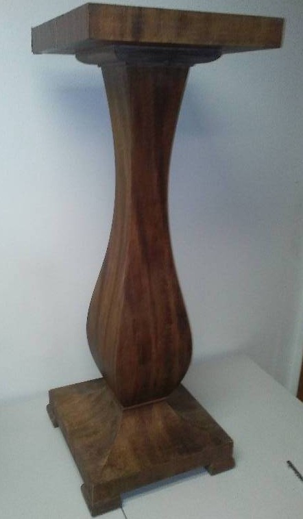 lot 74 image: plant stand, wood