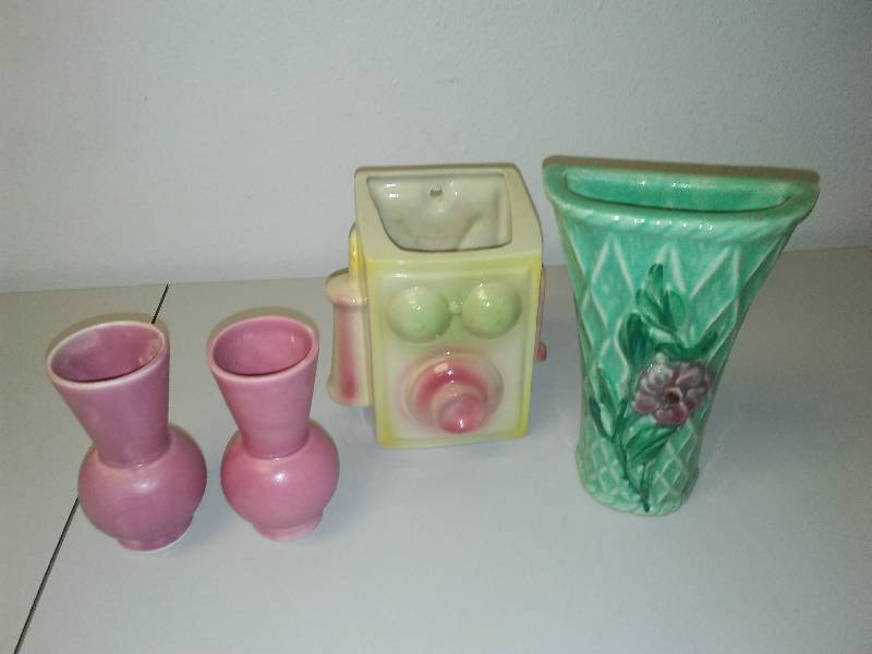 lot 79 image: vintage matchbook holder, Bud vase(2), wall pocket