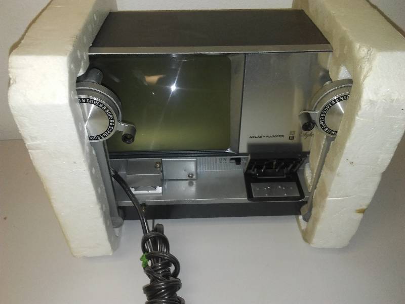 lot 93 image: Atlas Warner Super 8 movie splicer, in working condition