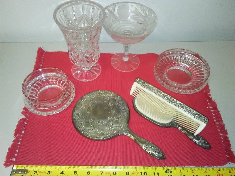lot 135 image: Vintage Dressing Table items, silver platedsilver, lead crystal