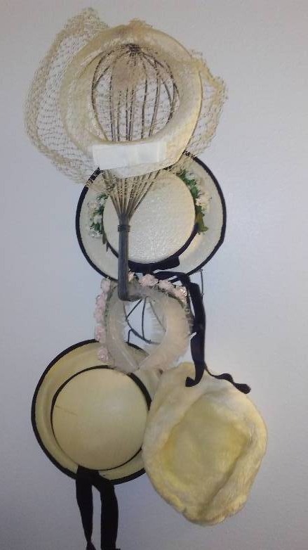 lot 138 image: vintage hats (5 ), hats only display rack not included