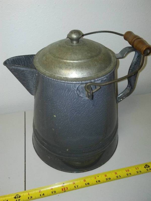 lot 145 image: enamelware, coffee pot, blue gray