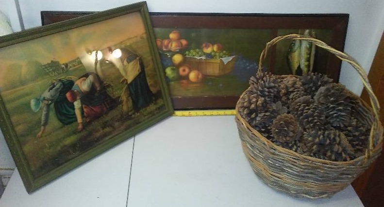 lot 180 image: Great Kitchen or cabin art, pine cones