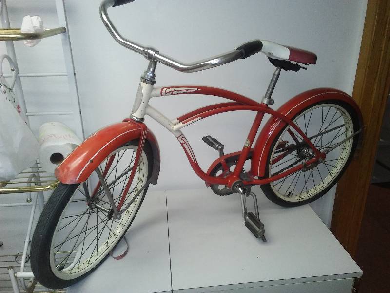 lot 182 image: Schwinn 1954 Spitfire Bike Bicycle