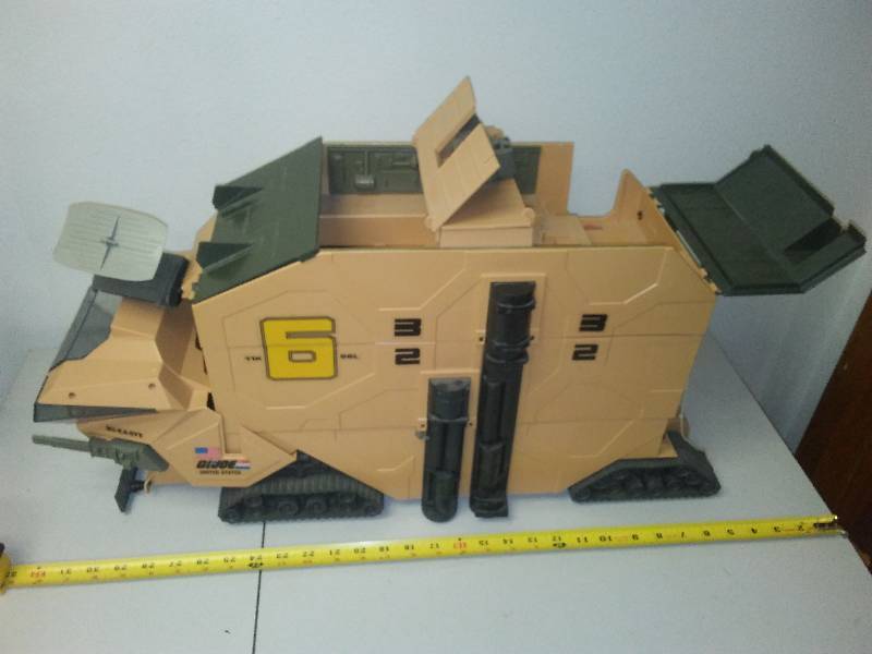 lot 183 image: Huge GI Joe track radar vehicle