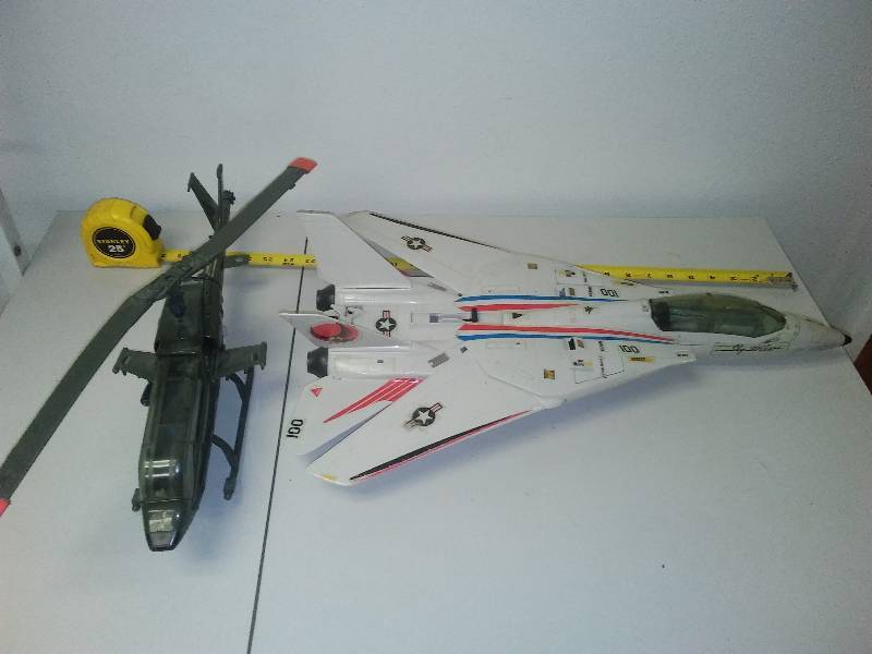 lot 191 image: GI Joe sky Striker and helicopter