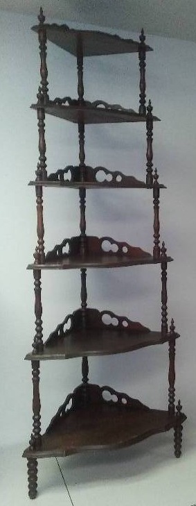 lot 199 image: Ornate Corner shelving display