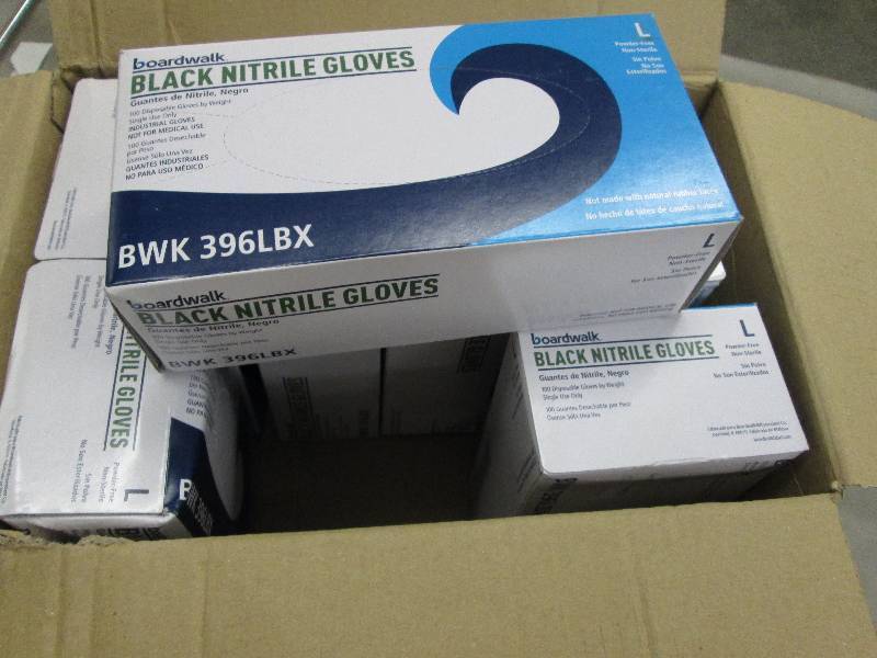 lot 56 image: 7 Boxes Boardwalk 396LBX Disposable...