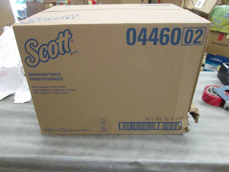 lot 64 image: Case of Scott Professional Professi...