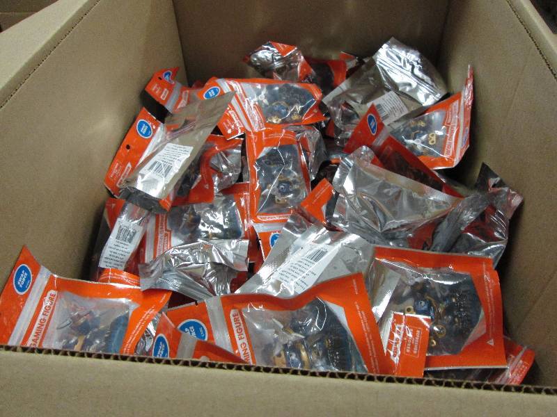 lot 130 image: Huge Lot of Skylander Swap Force Ga...