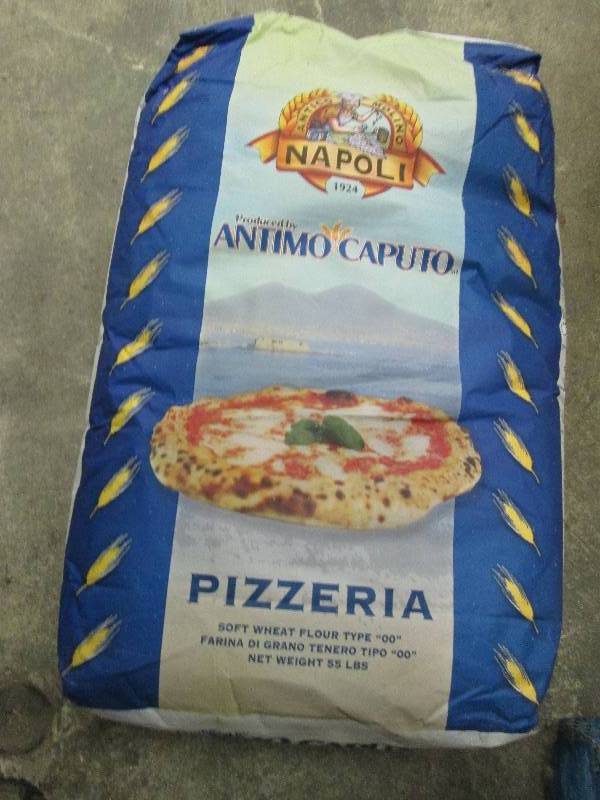 lot 141 image: 55 lb Bag Antimo Caputo Pizzeria So...