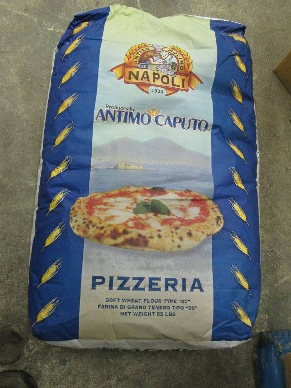 lot 146 image: 55 lb Bag Antimo Caputo Pizzeria So...