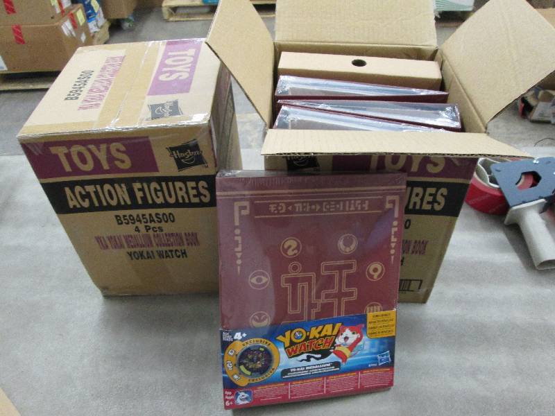 lot 182 image: 2 Cases of 4(8) Yo Kai Watch Medall...