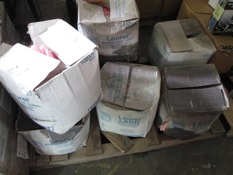 lot 184 image: Pallet of 8- 50 lb Cubes of Laurel ...
