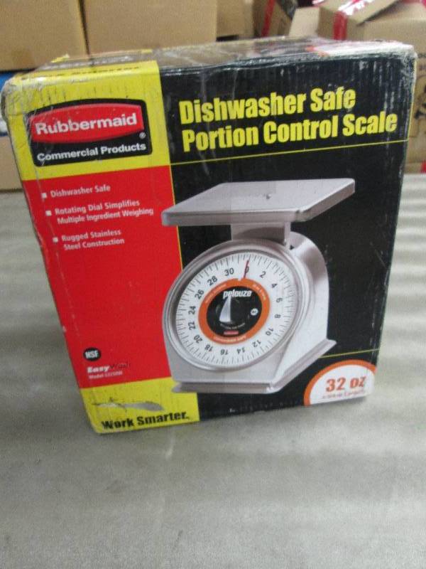 lot 210 image: Rubbermaid Commercial Products FG63...