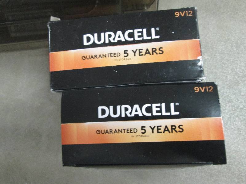 lot 213 image: Lot of 24 Duracell 9V Batteries...