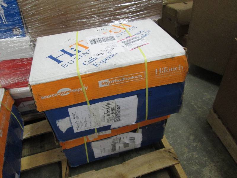 lot 252 image: Case of Hi Touch Copy Paper 8.5x11 ...