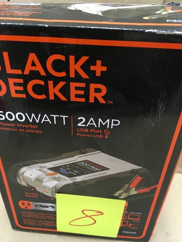 lot 8 image: Back and Decker 500-Watt Power Inverter