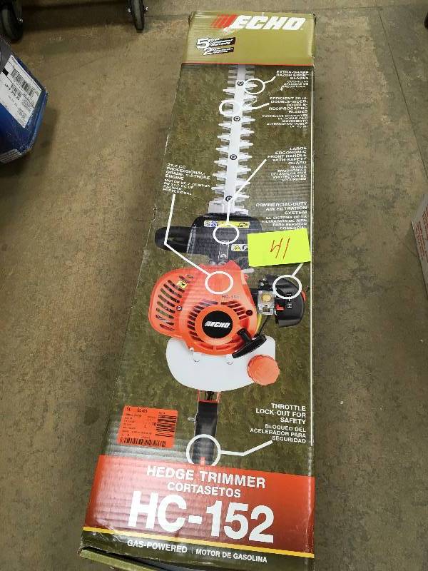 lot 41 image: Echo 20 in. 21.2 cc Gas Hedge Trimmer