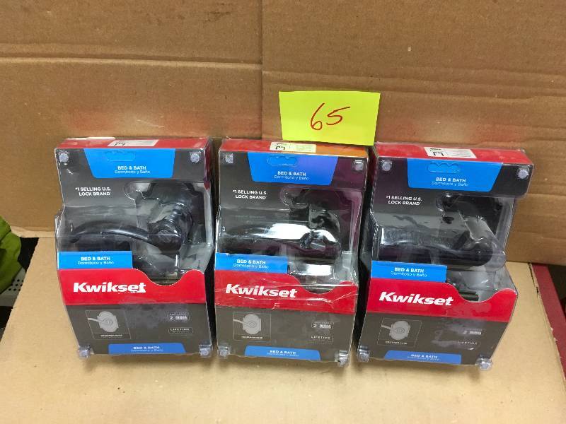 lot 65 image: Kwikset Austin Venetian Bronze Passage HallCloset Door Lever Lot of 3 not used