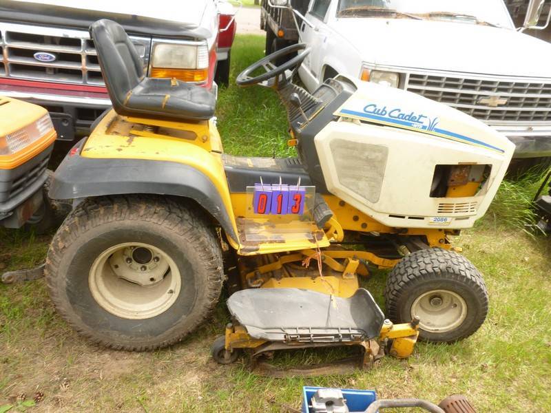 SnS Auctions # 325 Riding lawn mowers & air compressors