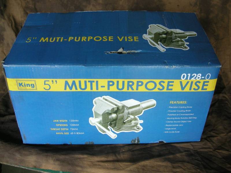 lot 15 image: King 5 Multi-purpose Vise