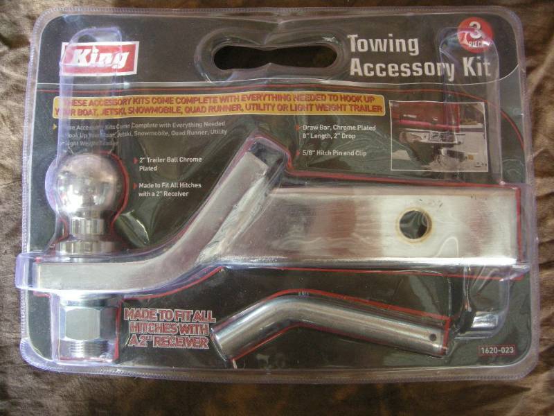 lot 20 image: King Towing Accessory Kit