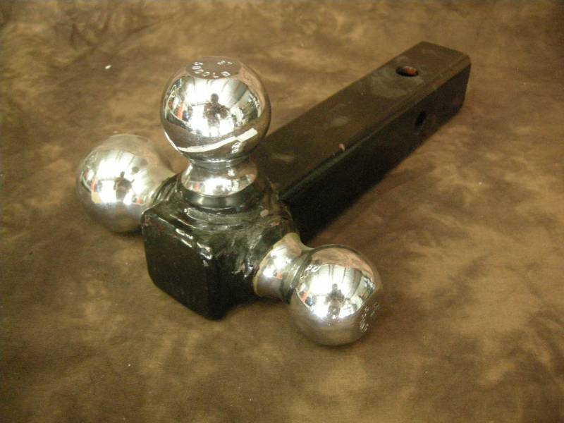 lot 24 image: King 3 Way Draw Bar