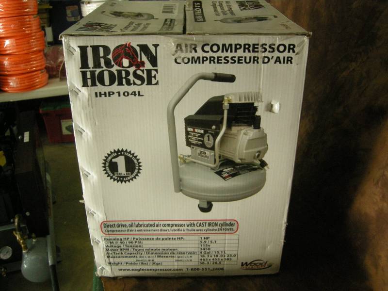 lot 26 image: Iron Horse Portable Compressor