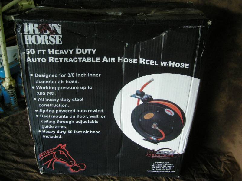 lot 41 image: Iron Horse Heavy Duty Air Hose Reel