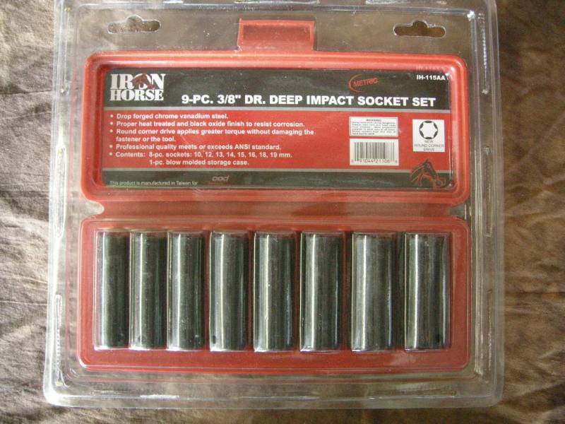 lot 59 image: Iron Horse 38 Dr Deep Impact Socket Set