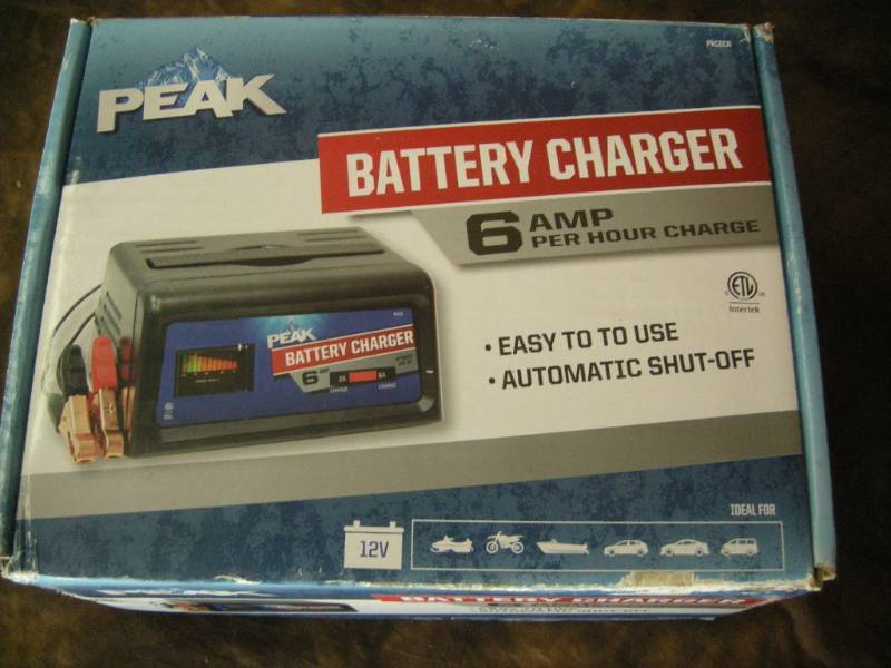 lot 79 image: Peak Battery Charger