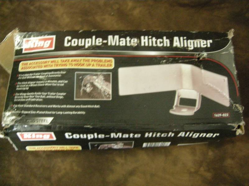 lot 98 image: King Couple-Mate Hitch Aligner