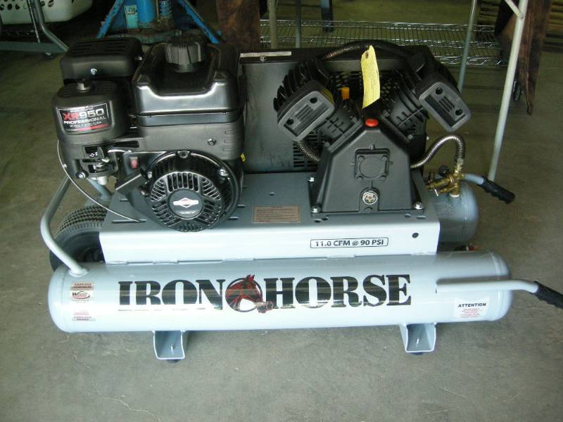 lot 112 image: Iron Horse Jobsite - Pontoon Air Compressor